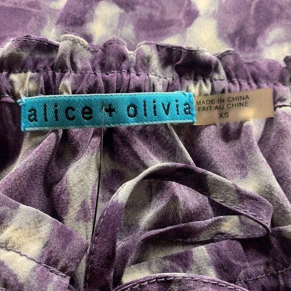 Alice + Olivia Camilla Print Silk Blouson Top - Picture 7 of 12